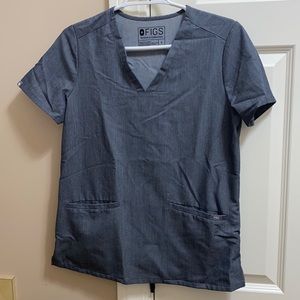Figs 3 pocket scrub top